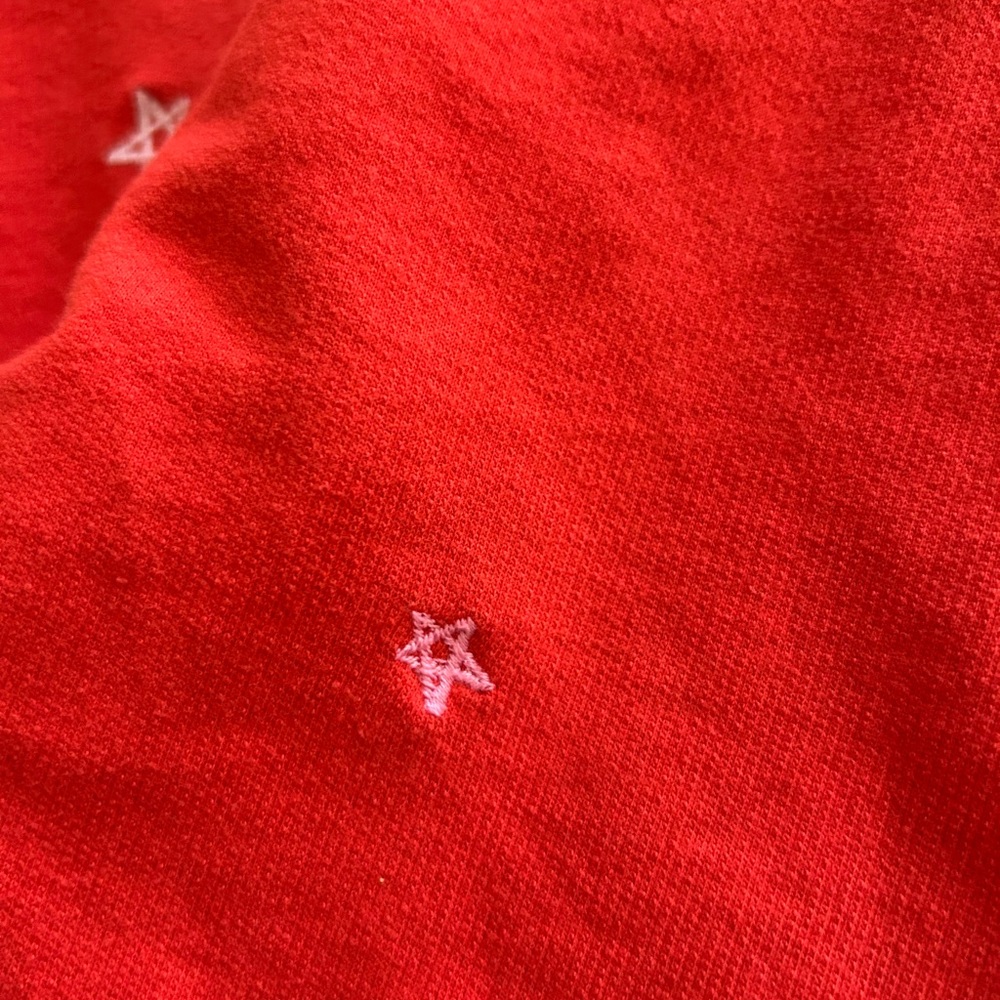 Women's Red Star-Patterned Cropped Sweatpants - image 6